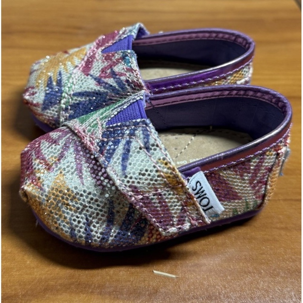 Toms Glitter Sparkly Multicolor Toddler Shoes Size T2 Tiny Infant Alpargata